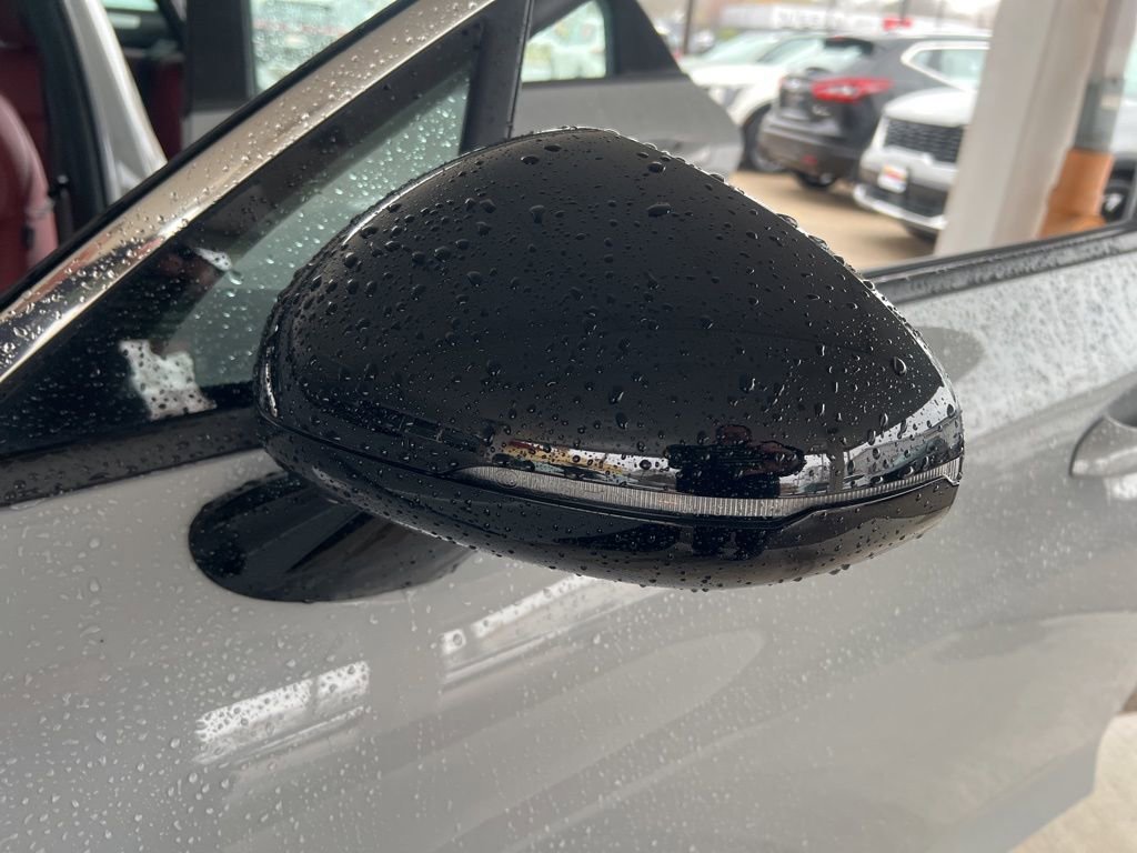 Used 2025 Kia K5 GT-Line w/ GT-Line Premium Package image 32