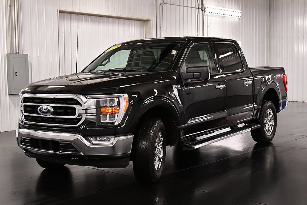 Used 2023 Ford F150 XLT w/ Equipment Group 302A High AWD/4WD image 3