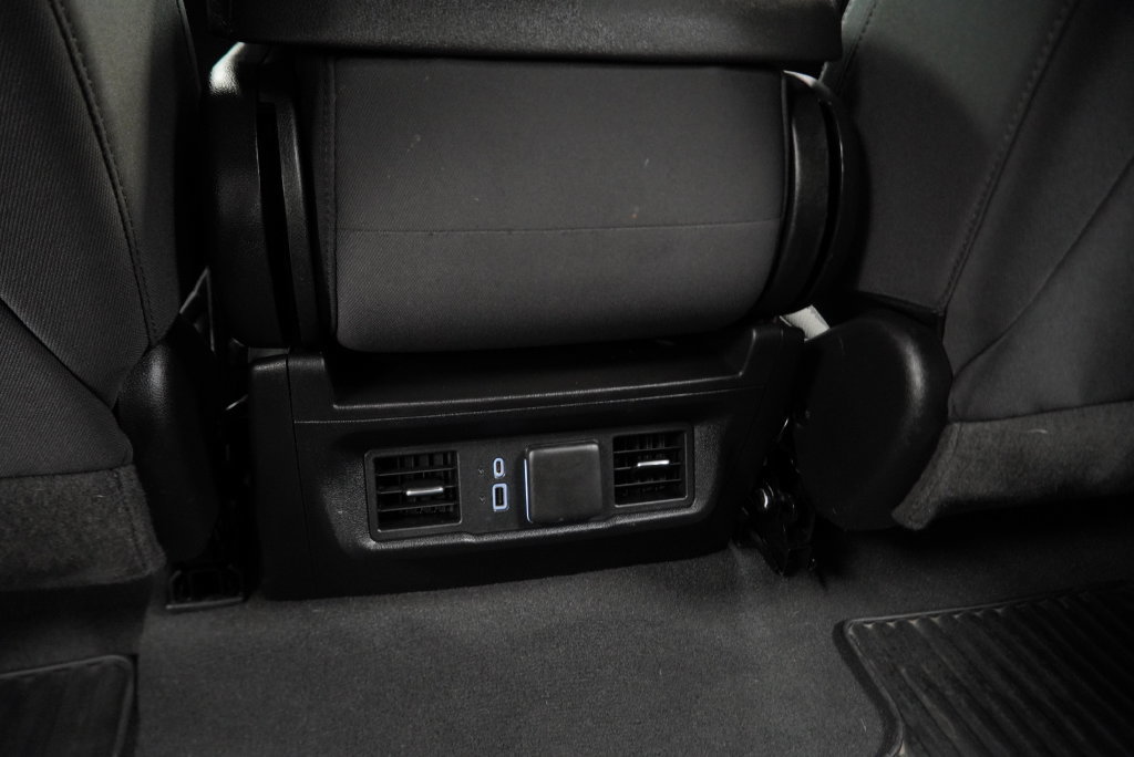 Certified 2024 Chevrolet Silverado 1500 LT AWD/4WD image 18