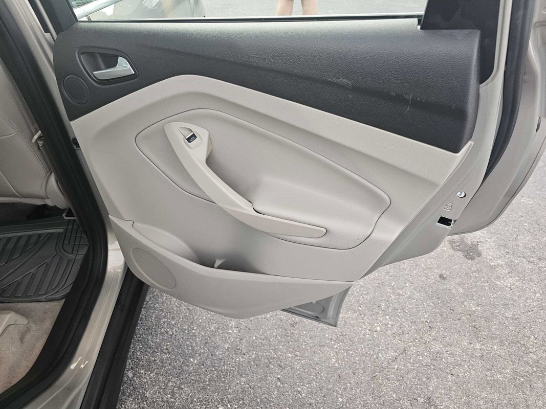 Used 2015 Ford C-MAX SEL w/ Equipment Group 303A image 23