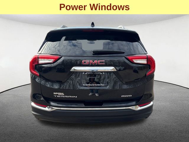 Used 2024 GMC Terrain SLT image 12