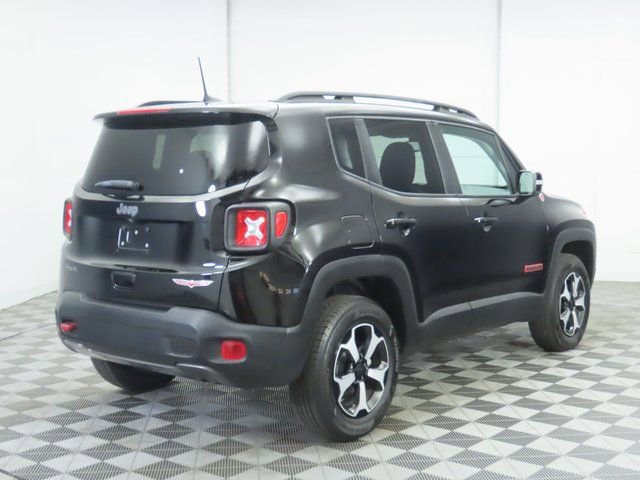 Used 2022 Jeep Renegade Trailhawk image 5