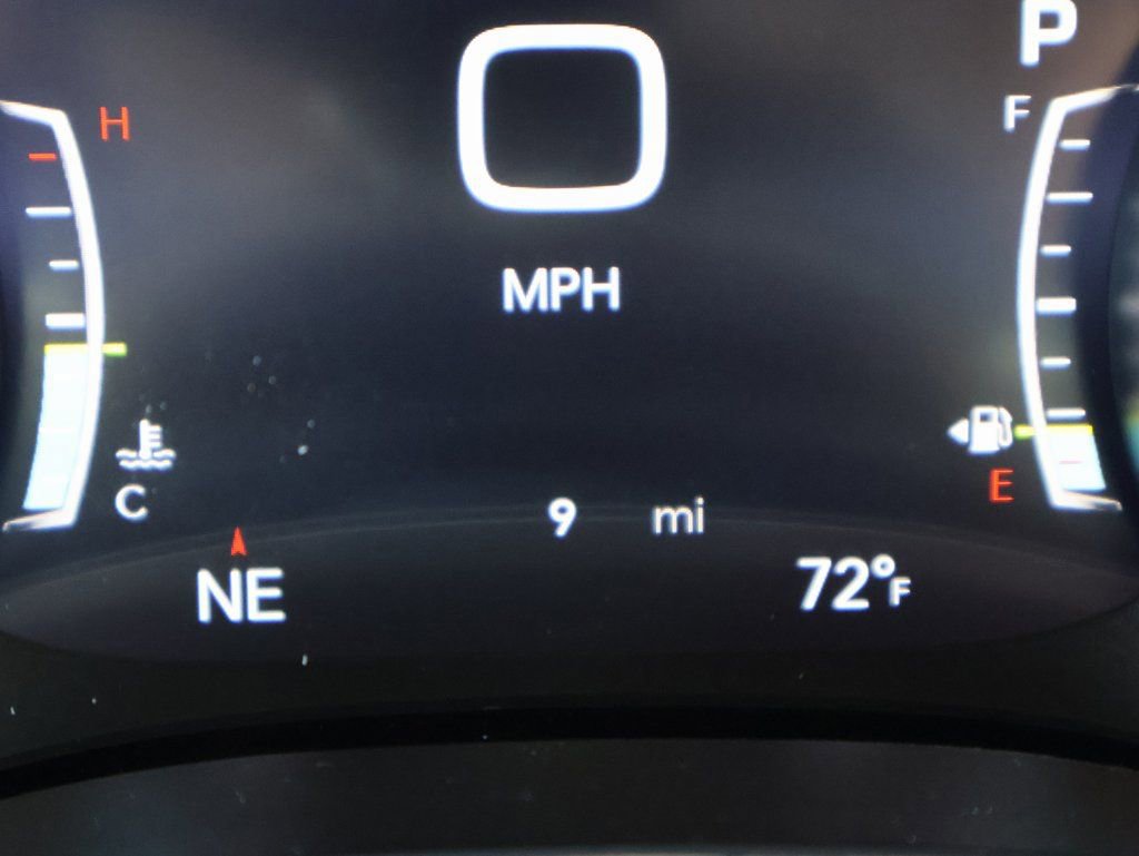 New 2026 Chrysler Pacifica Select image 29