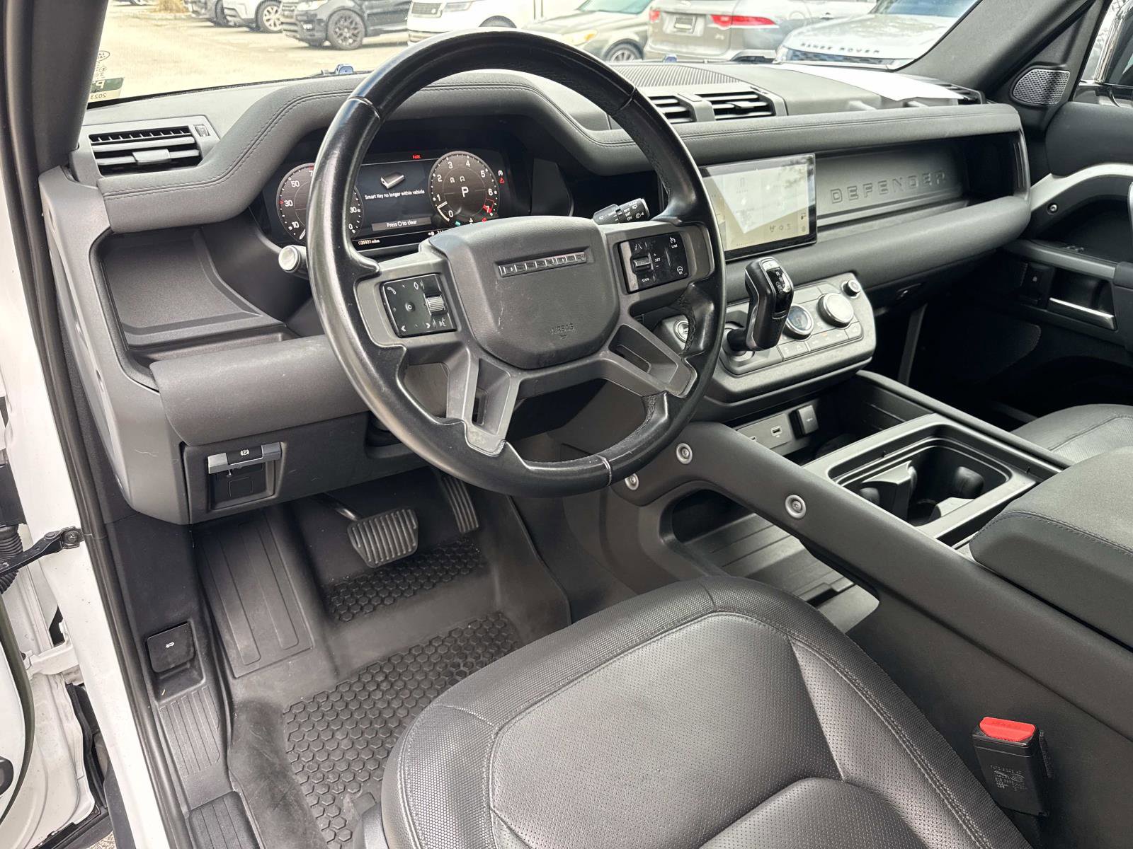 Used 2023 Land Rover Defender 90 X-Dynamic SE AWD/4WD image 16