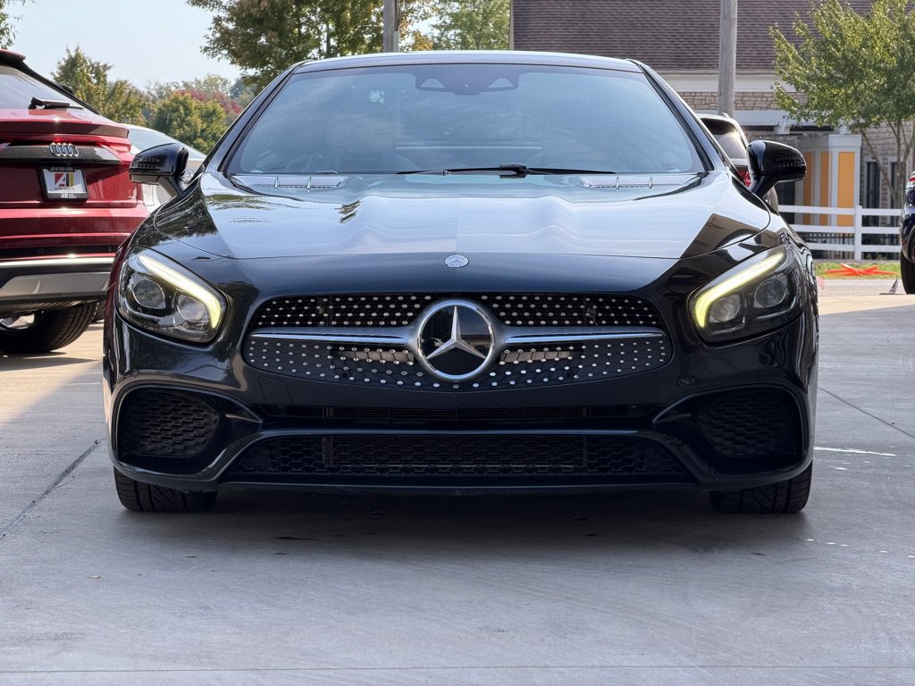 Used 2017 Mercedes-Benz SL 450 w/ Premium I Package image 4