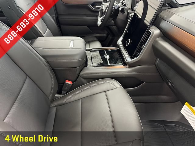 New 2026 GMC Yukon Denali w/ LPO, Floor Liner Package AWD/4WD image 5