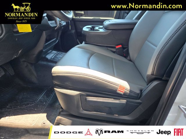 New 2026 RAM 3500 Tradesman RWD image 6