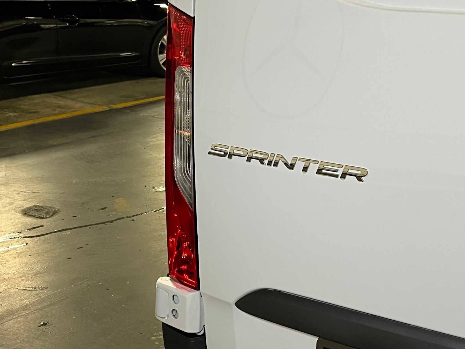 Used 2025 Mercedes-Benz Sprinter 2500 image 15