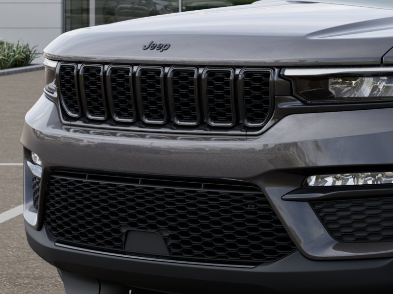 New 2025 Jeep Grand Cherokee Limited w/ Black Appearance Package RWD image 59