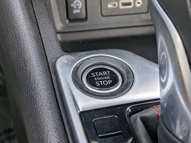 Used 2025 Nissan Sentra SR FWD image 25