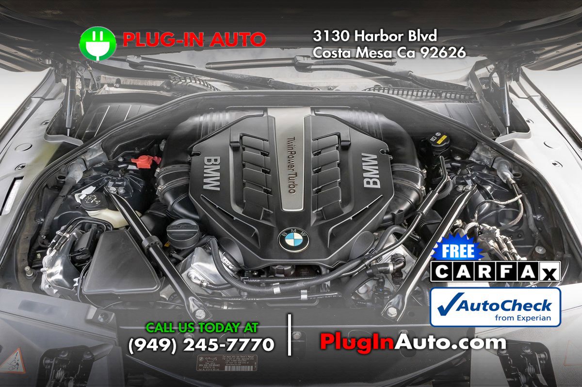 Used 2015 BMW 750i image 12