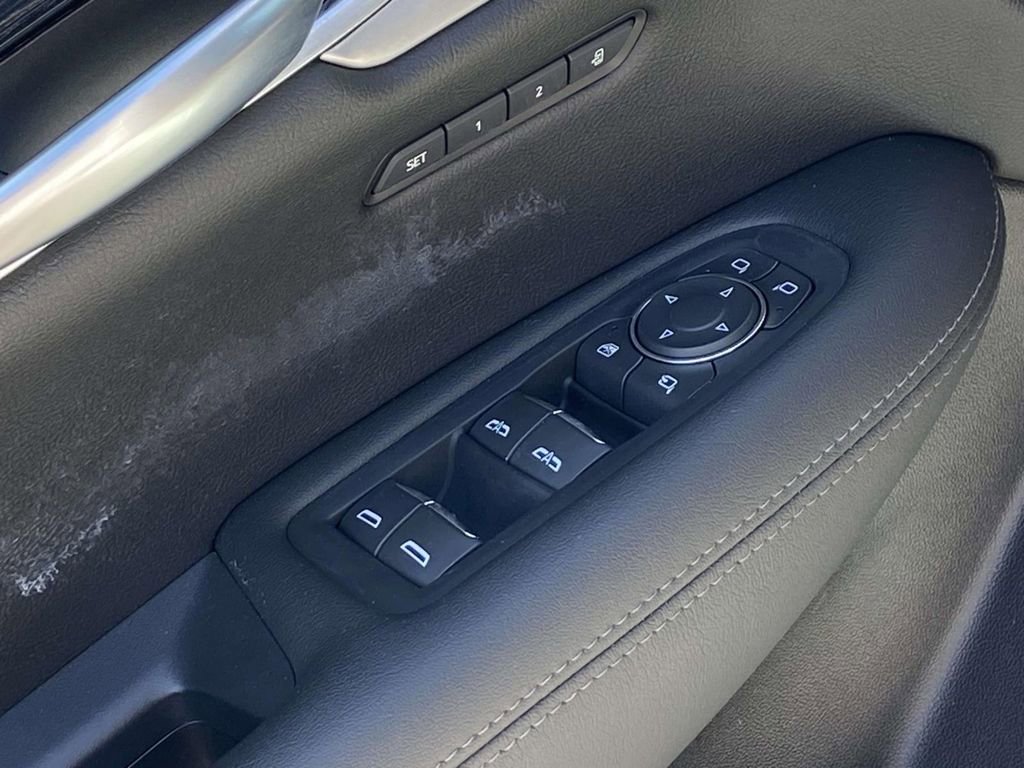 Certified 2023 Cadillac XT5 Premium Luxury FWD image 16