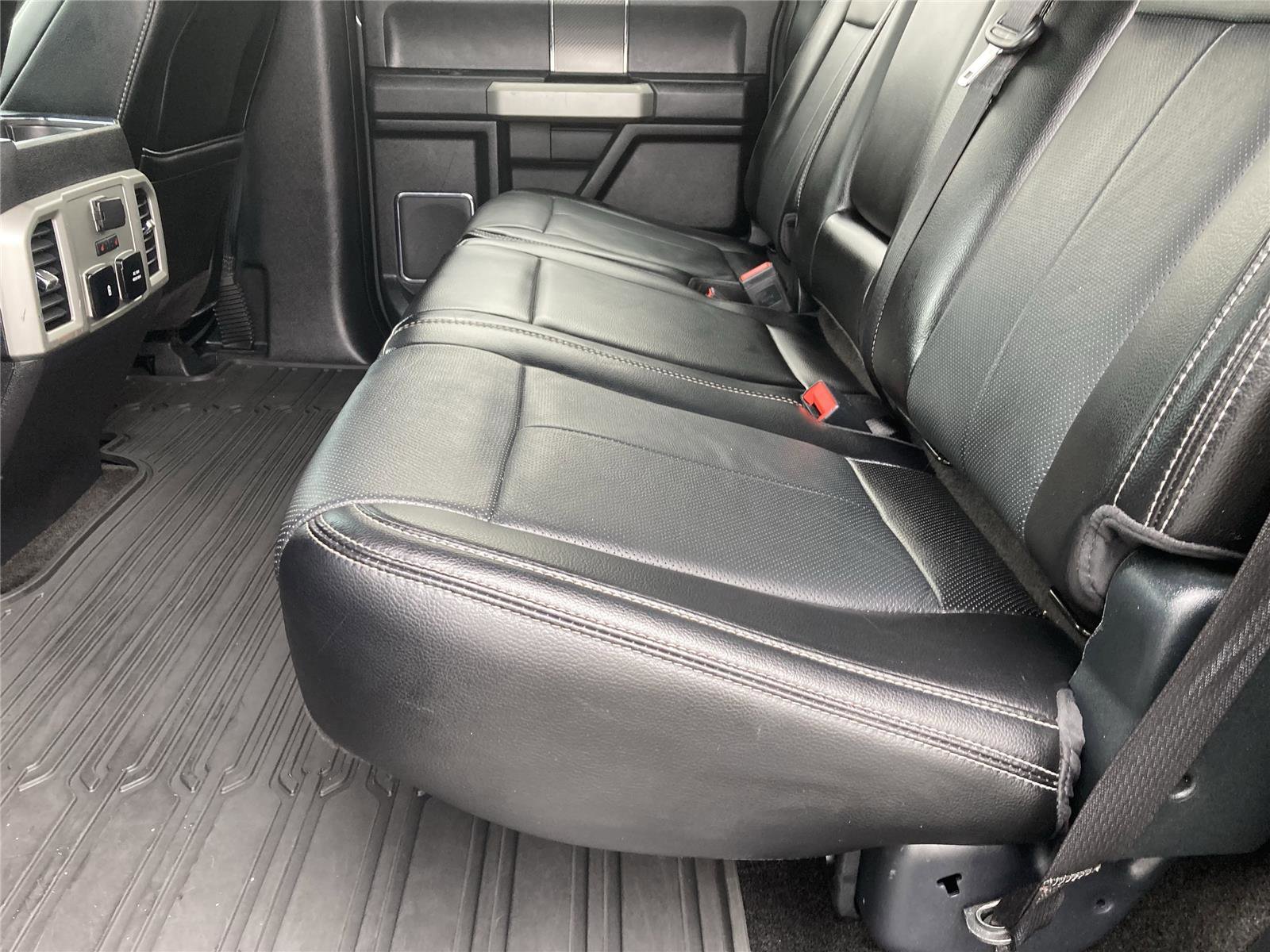 Used 2018 Ford F150 Lariat w/ Equipment Group 502A Luxury image 30