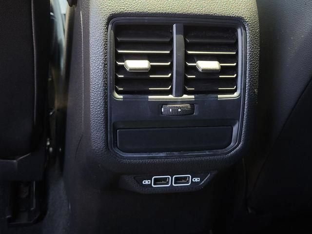 Used 2022 Volkswagen Passat 2.0T R-Line FWD image 14
