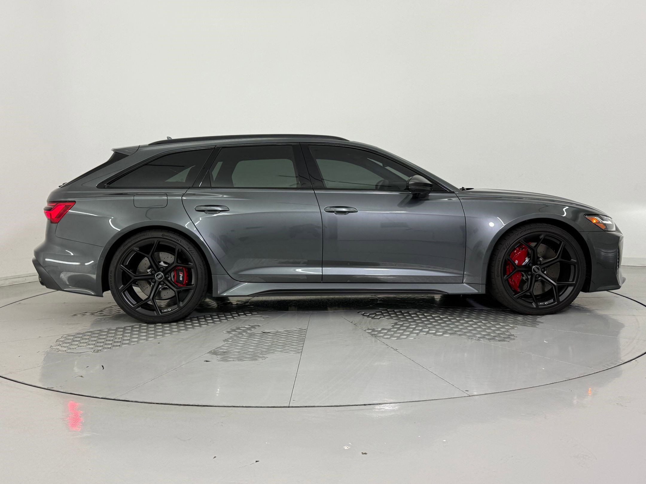 New 2026 Audi RS 6 performance image 8