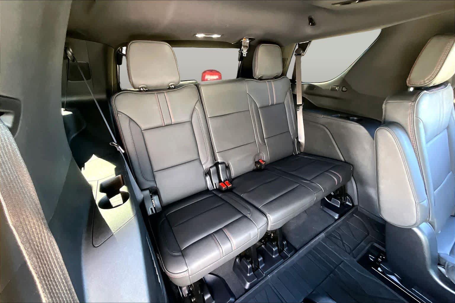 Used 2025 Chevrolet Tahoe RST w/ Comfort Package AWD/4WD image 20