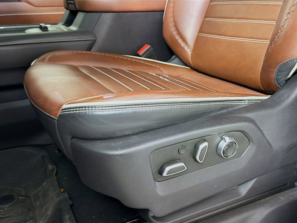 Used 2024 GMC Sierra 2500 Denali Ultimate image 24