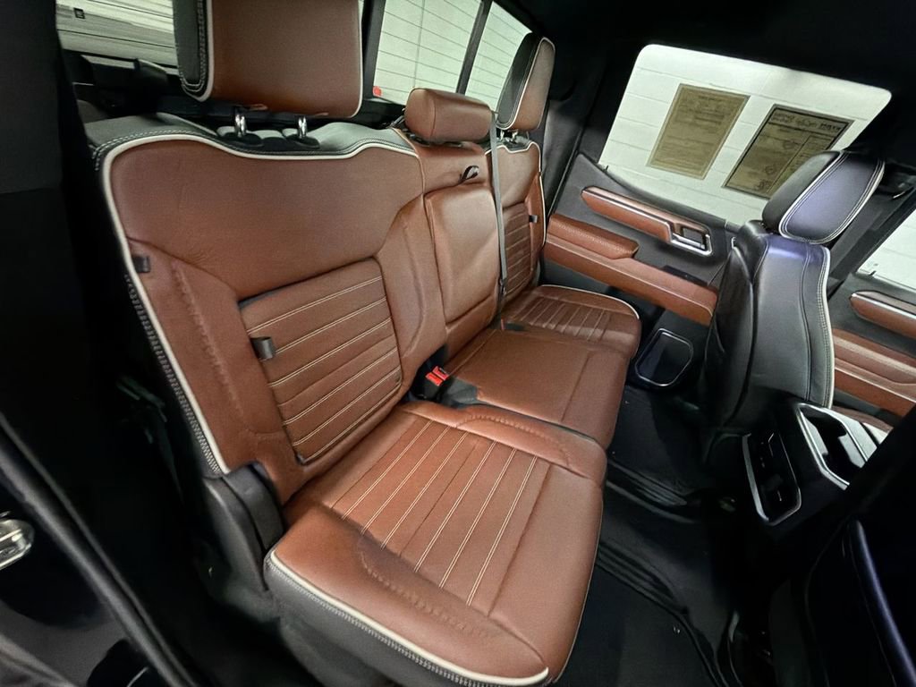 Used 2023 GMC Sierra 1500 Denali Ultimate image 28