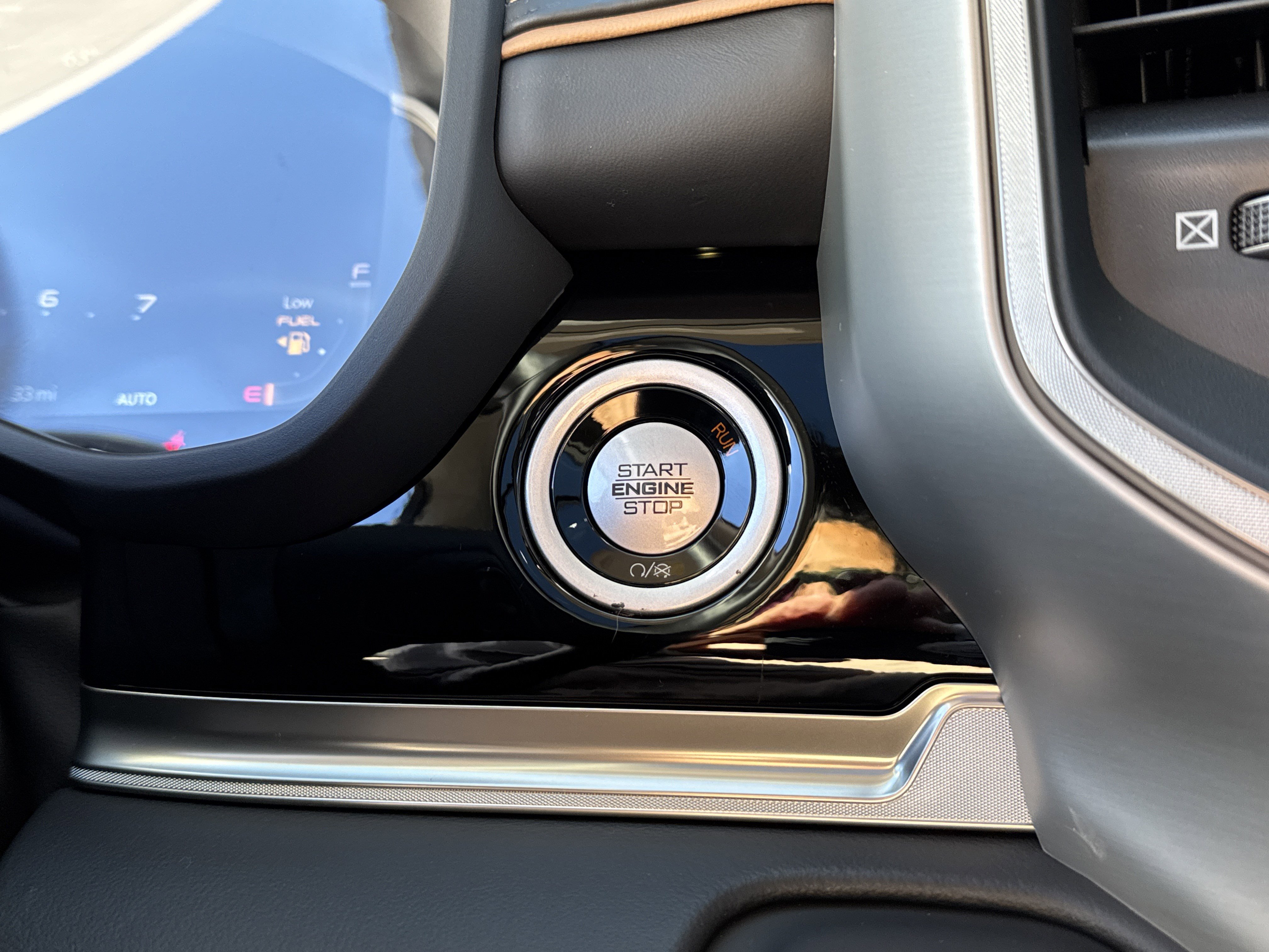 New 2026 RAM 1500 Tungsten w/ Towing Technology Group image 36