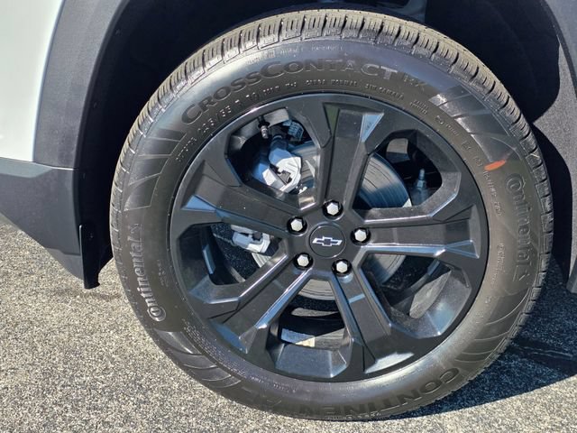 New 2027 Chevrolet Equinox LT w/ Convenience Package II FWD image 6