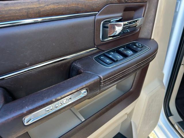 Used 2015 RAM 3500 Laramie Longhorn image 32