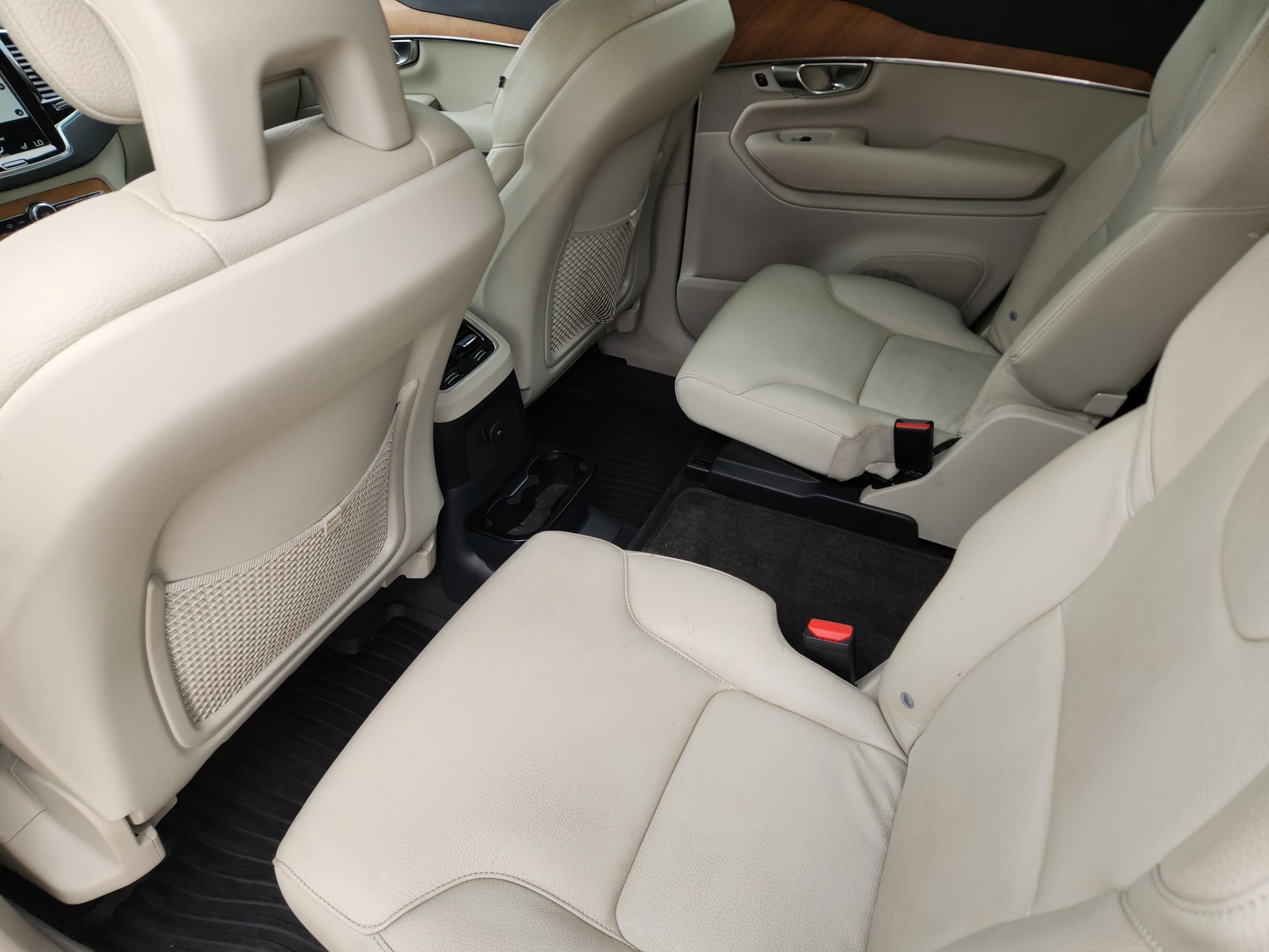 Used 2021 Volvo XC90 T8 Inscription Expression w/ Advanced Package image 25