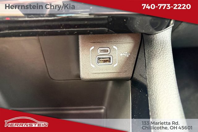 New 2026 Jeep Compass Latitude AWD/4WD image 18
