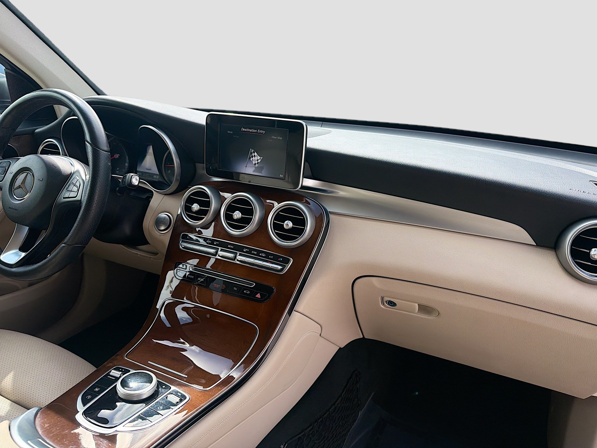 Used 2019 Mercedes-Benz GLC 300 image 30