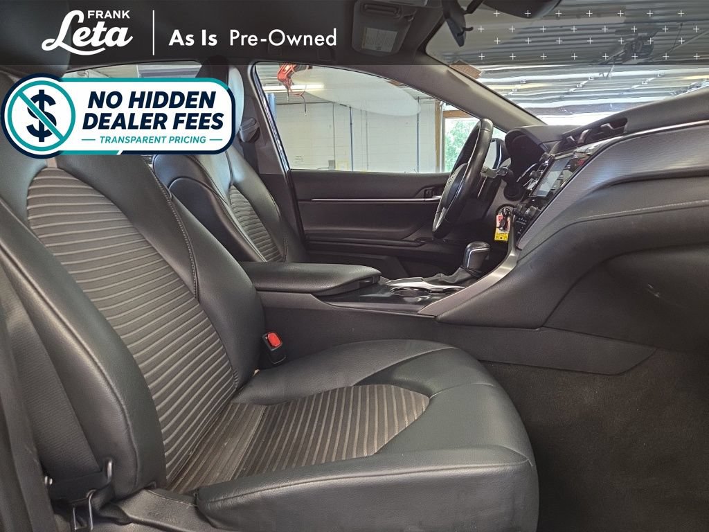 Used 2020 Toyota Camry SE FWD image 19