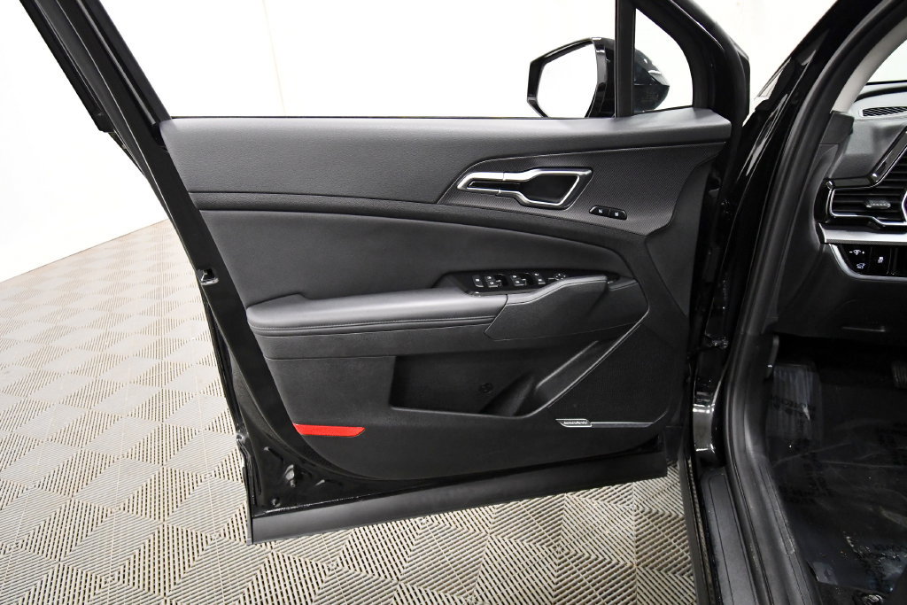 Certified 2023 Kia Sportage SX FWD image 13