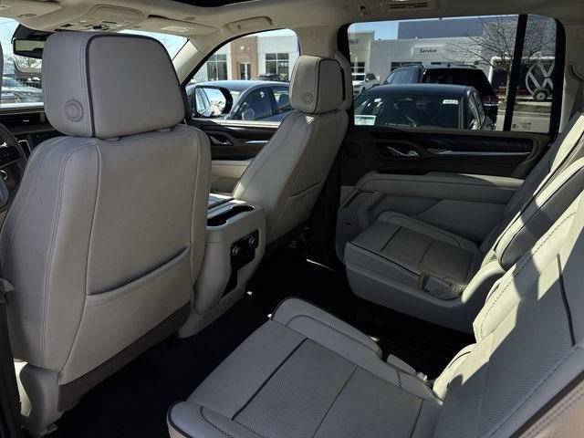 Used 2023 GMC Yukon XL Denali image 22