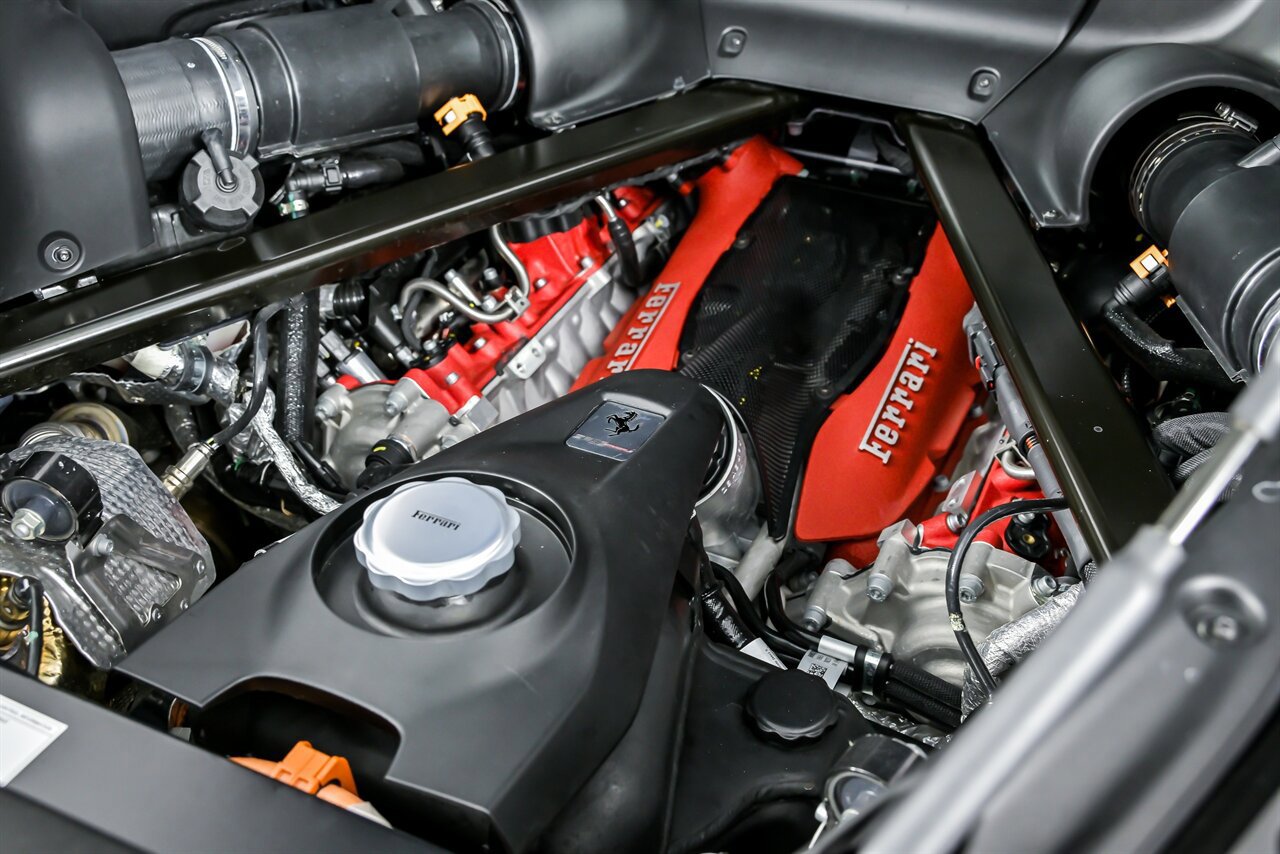 Used 2023 Ferrari SF90 Stradale image 15