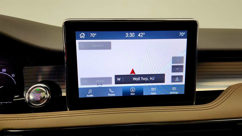 Used 2022 Lincoln Corsair AWD w/ Premium Package image 19