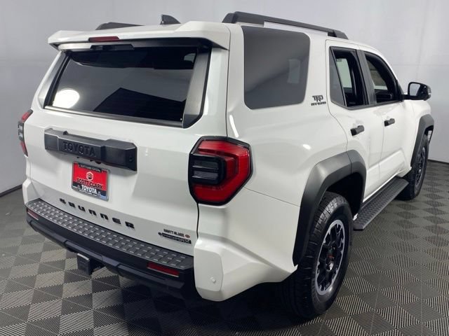 Used 2025 Toyota 4Runner TRD Off-Road Premium AWD/4WD image 13