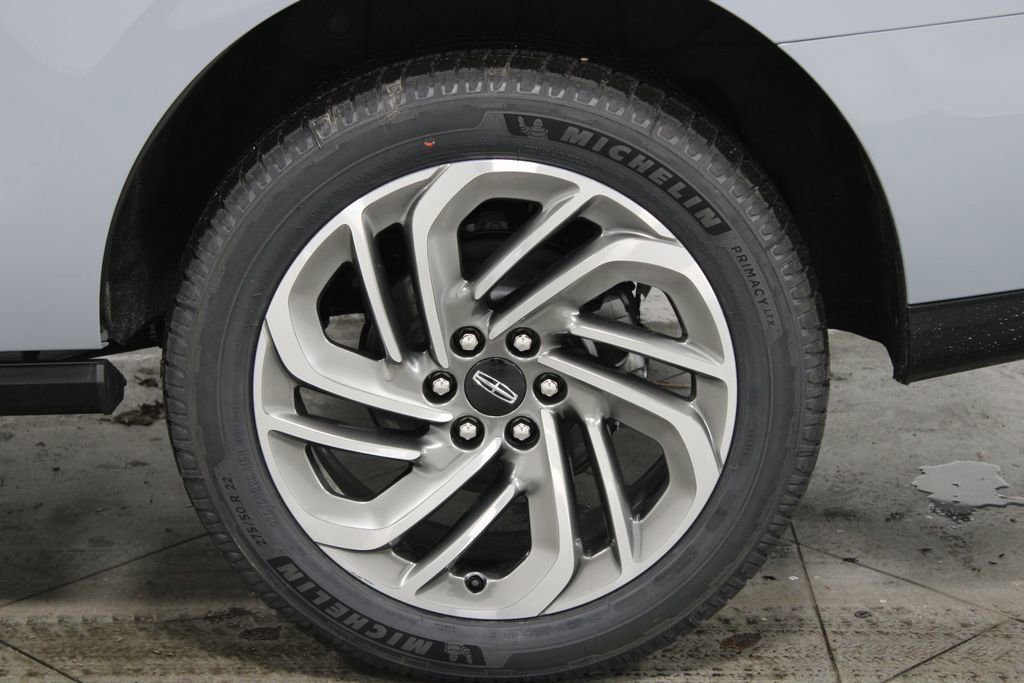 New 2026 Lincoln Navigator Reserve image 18