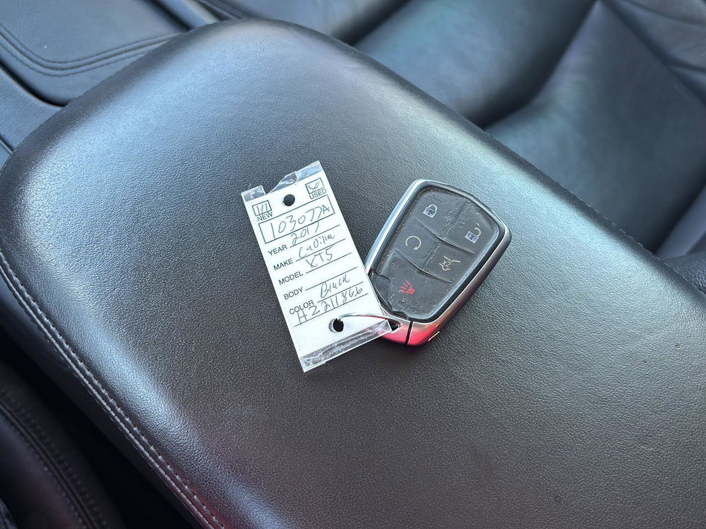 Used 2017 Cadillac XT5 Luxury w/ LPO, Wheel Lock Package image 32