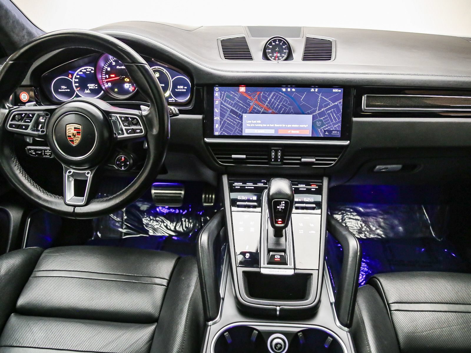 Certified 2020 Porsche Cayenne Turbo AWD/4WD image 16