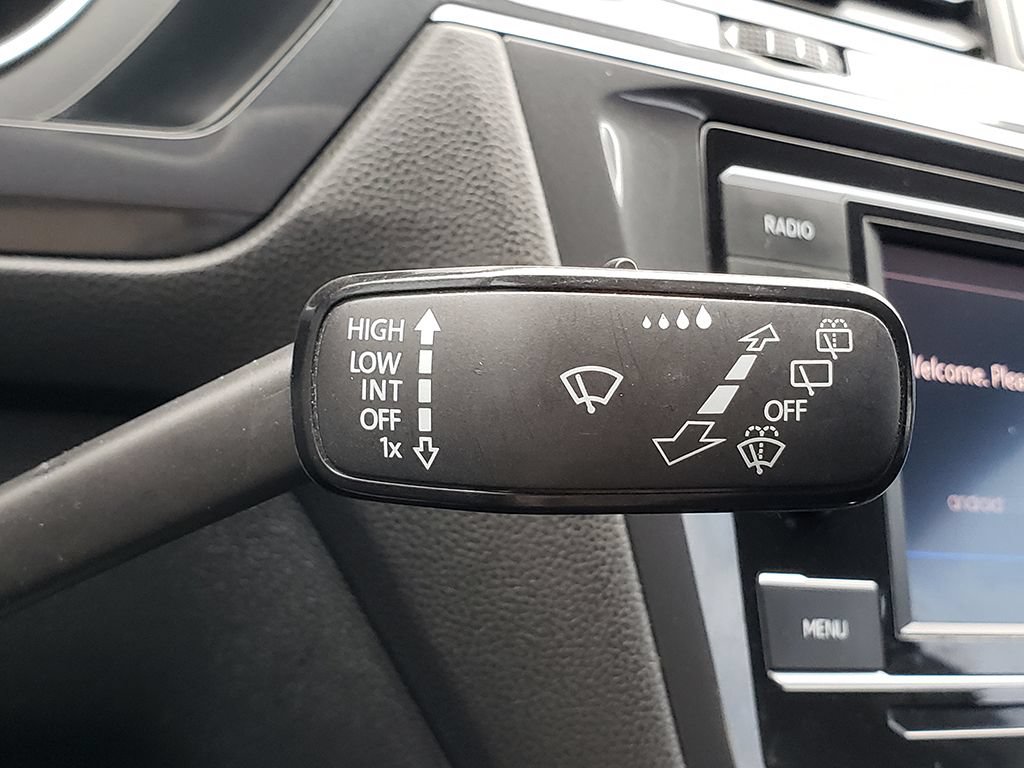Used 2020 Volkswagen Tiguan S FWD image 28