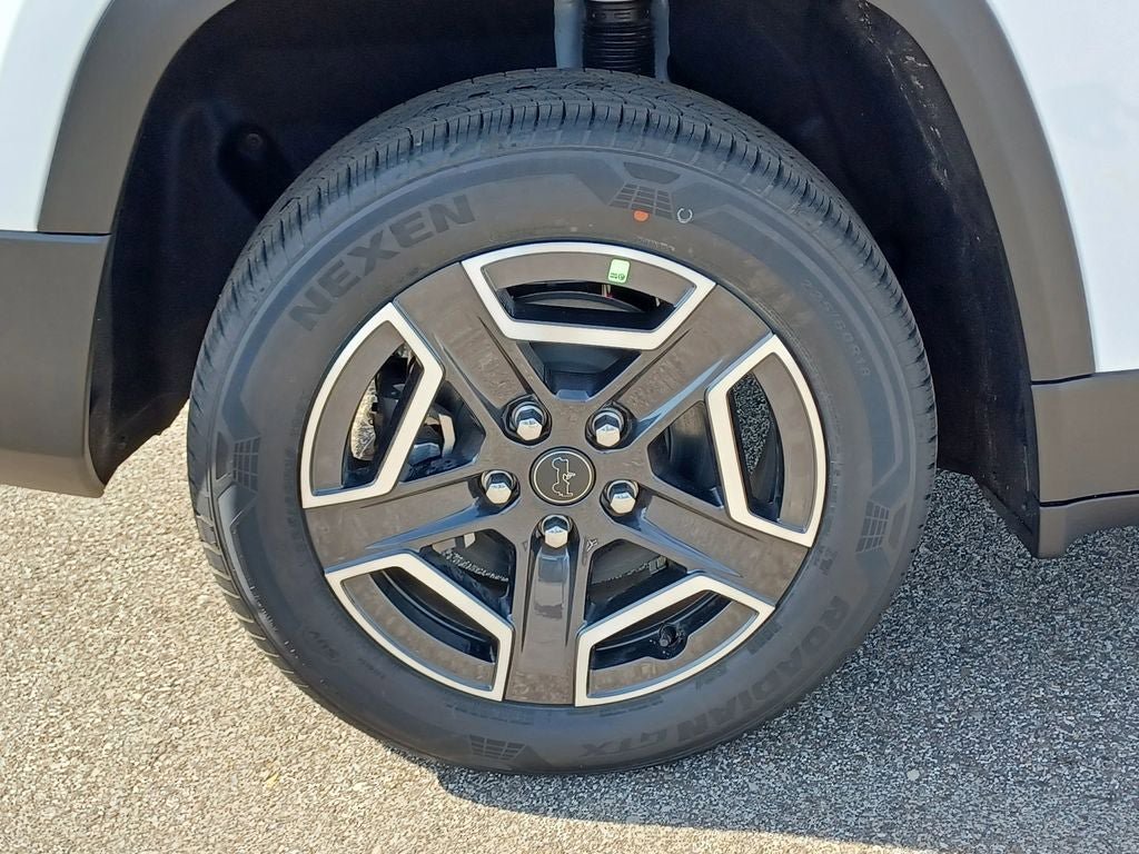 New 2026 Jeep Cherokee Laredo AWD/4WD image 5