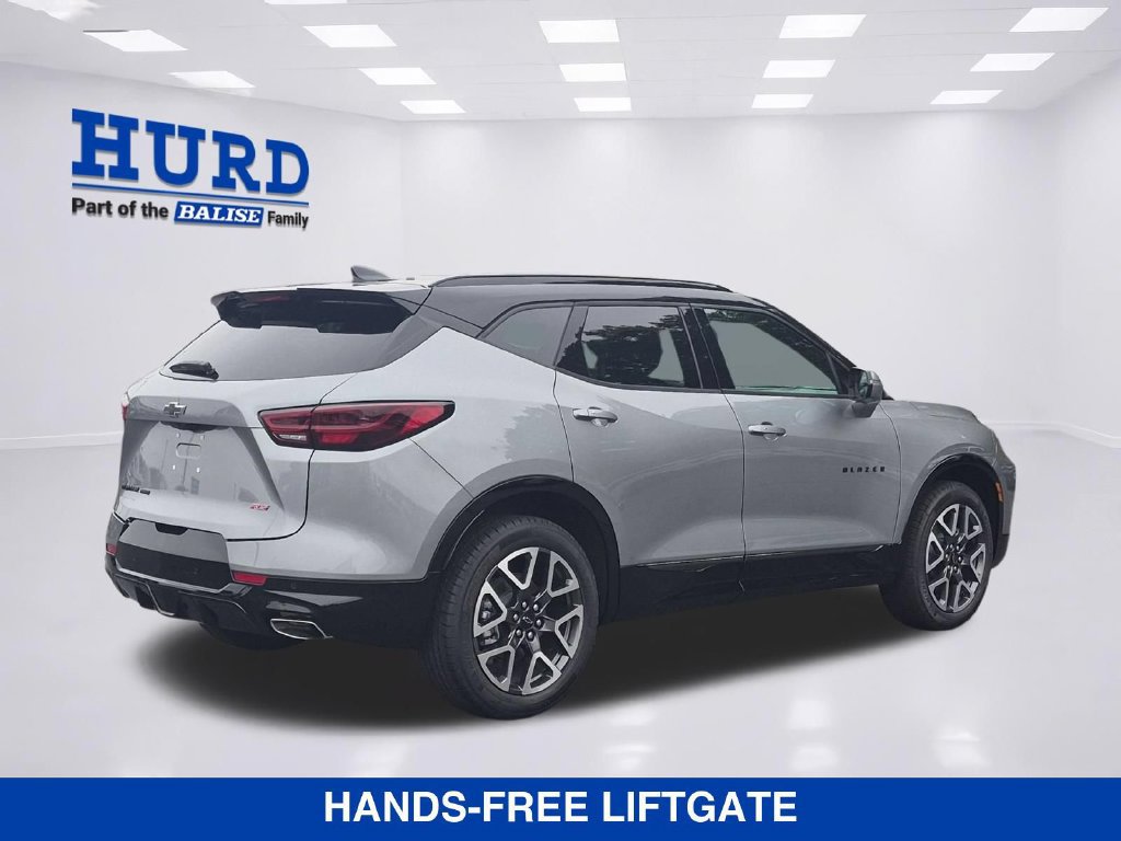 New 2026 Chevrolet Blazer RS w/ Driver Confidence II Package AWD/4WD image 4