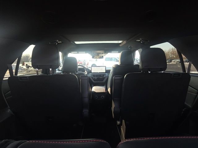 Used 2025 Ford Explorer ST image 10