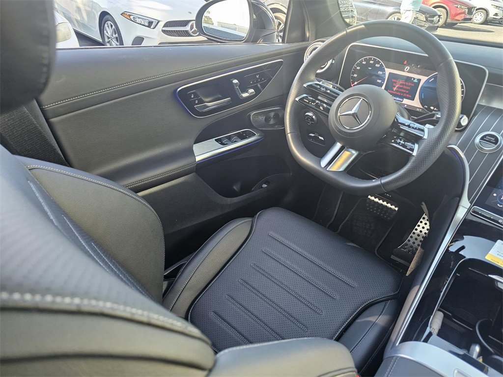 Certified 2025 Mercedes-Benz GLC 350e 4MATIC image 27