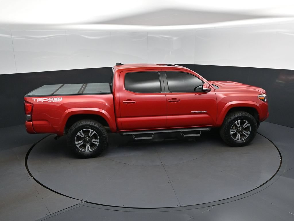Used 2017 Toyota Tacoma TRD Sport w/ Premium & Technology Package AWD/4WD image 37