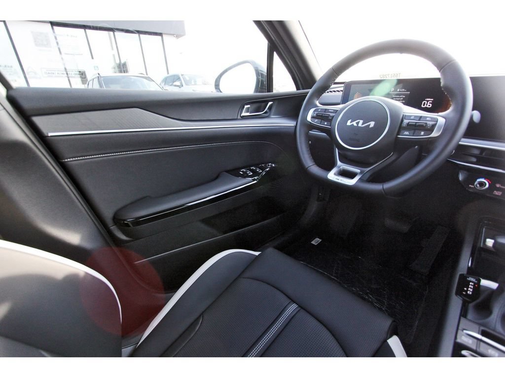 New 2026 Kia K5 GT-Line FWD image 8