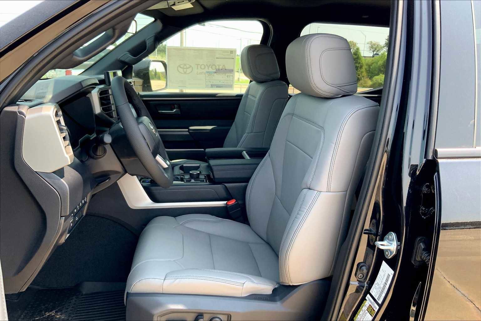 New 2026 Toyota Tundra SR5 image 9