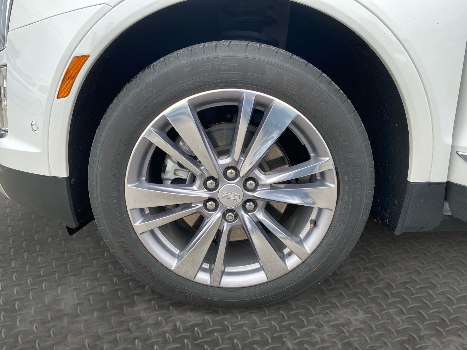 Used 2024 Cadillac XT5 Premium Luxury w/ Technology Package FWD image 36