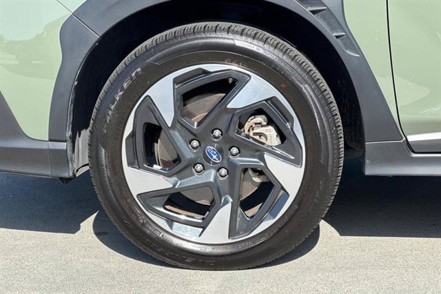 Used 2024 Subaru Crosstrek 2.5i Limited AWD/4WD image 32