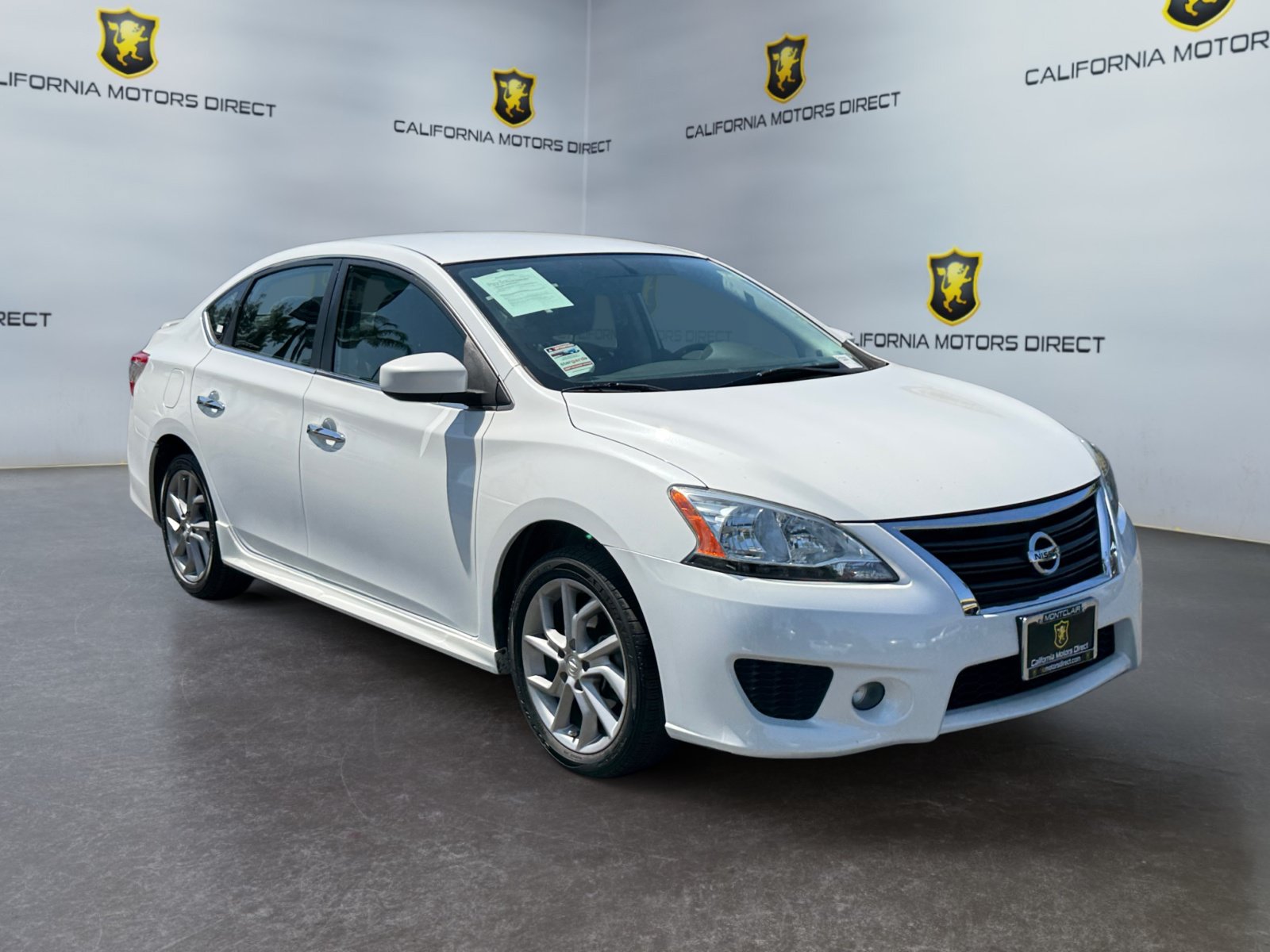 Used 2014 Nissan Sentra SR w/ SR Driver Package FWD image 7