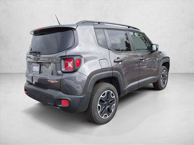 Used 2016 Jeep Renegade Trailhawk w/ Premium Trailhawk Package AWD/4WD image 5