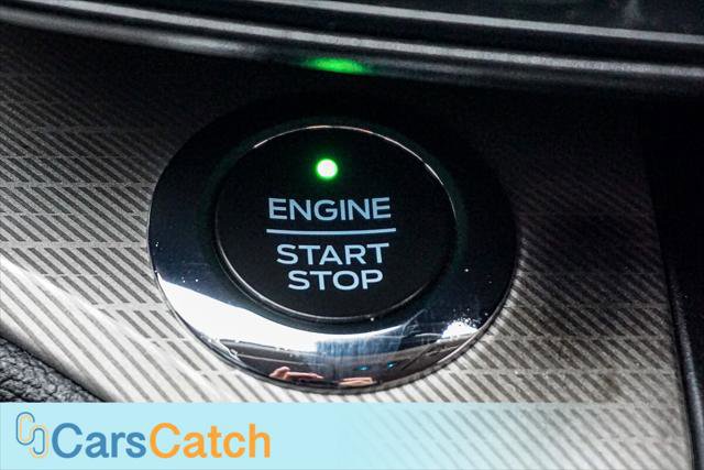 Used 2020 Ford Explorer XLT image 35